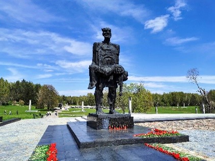 Мемориальный комплекс «Хатынь»