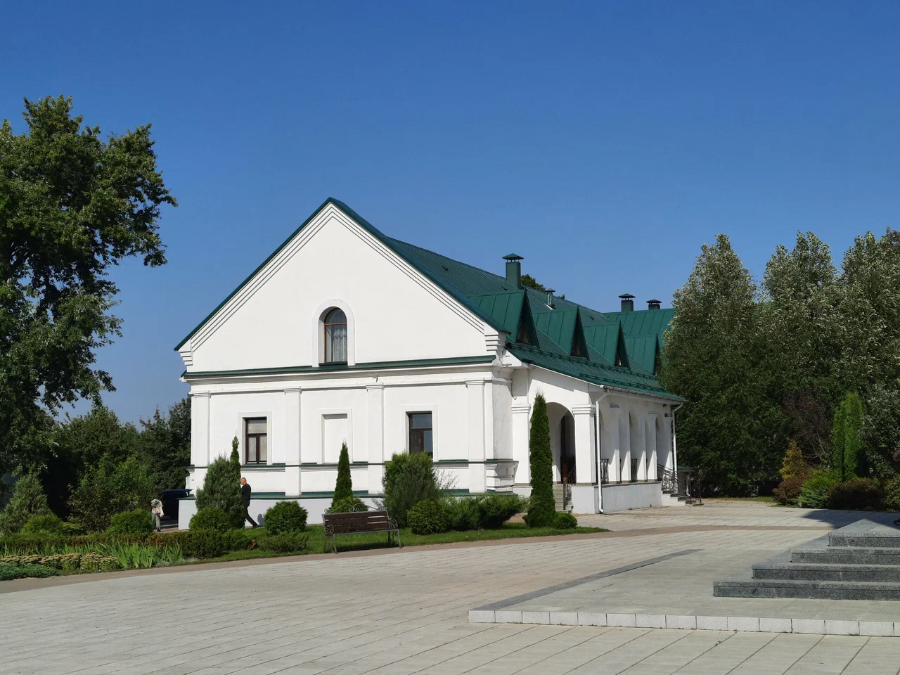 Бывший монастырь базилиан. Благовещенская церковь