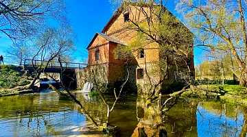 Край полей, лесов и рек